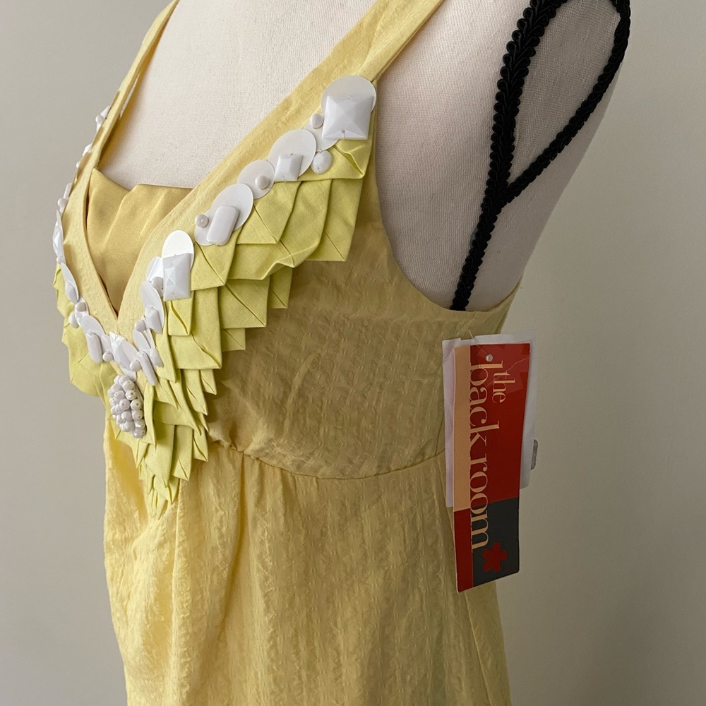 BETH BOWLEY yellow summer dress. Size 4. NEW